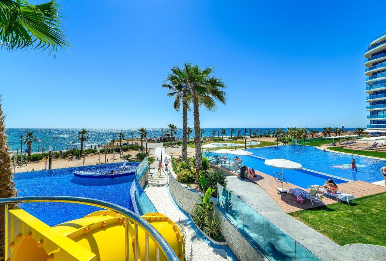 Apartamento En Sea Senses Freya Torrevieja Luaran gambar